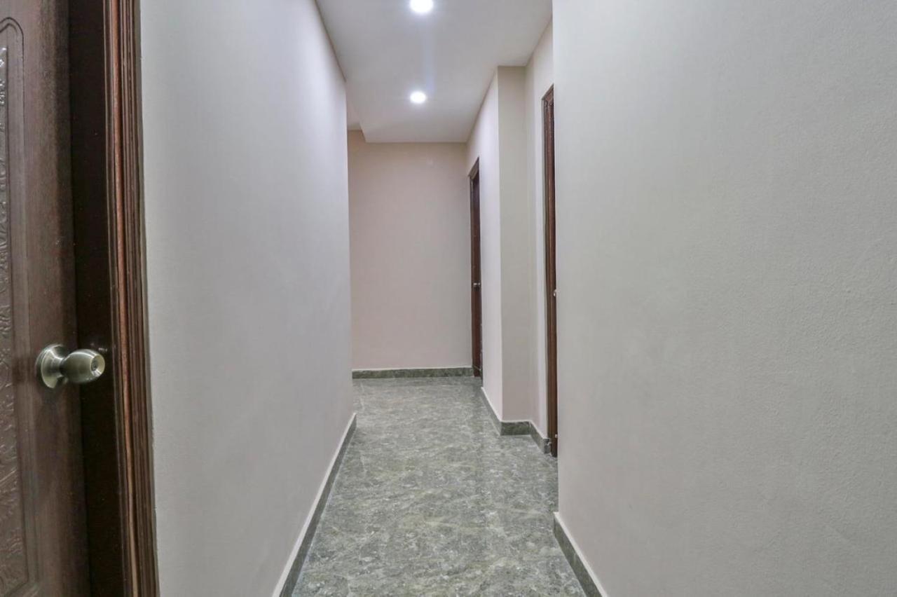 Airport Hotel Edge Home Stay นิวเดลี ภายนอก รูปภาพ